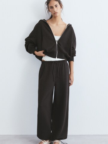 Hanorac de la Pull&Bear pe maro