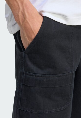 ADIDAS ORIGINALS Loosefit Cargobroek 'Premium Essentials' in Zwart
