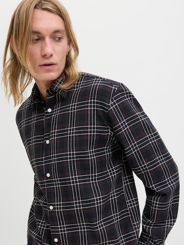 Coupe regular Chemise JACK & JONES en noir