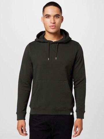 NORSE PROJECTS Sweatshirt 'Vagn' in Groen: voorkant