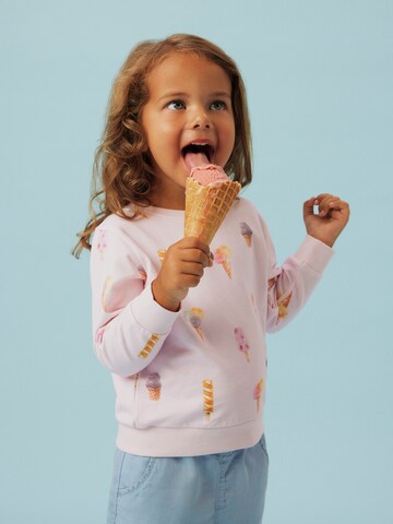 NAME IT Sweatshirt 'NMFJillian' in Roze: voorkant