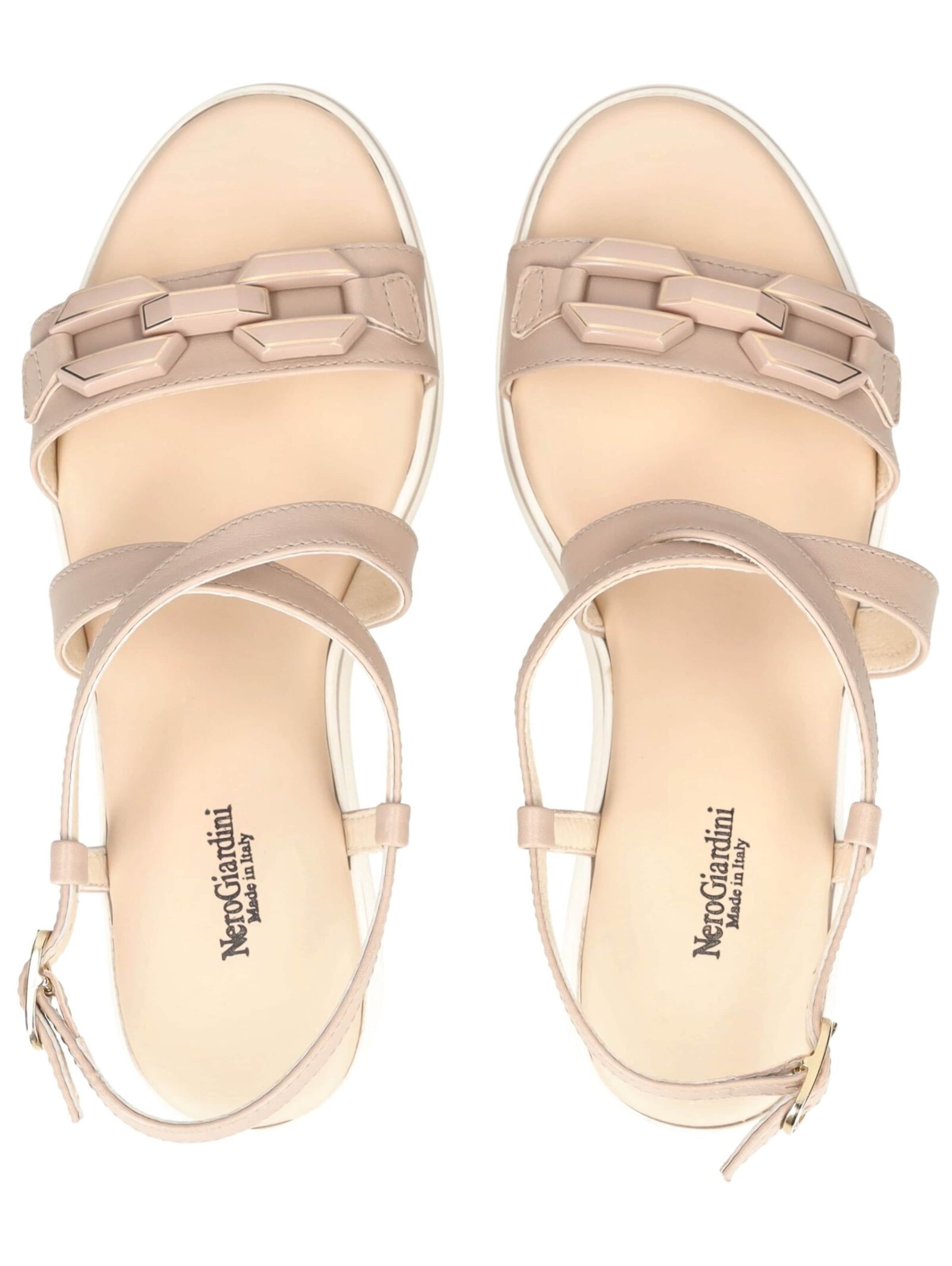 Nero Giardini Sandalen met riem in Beige