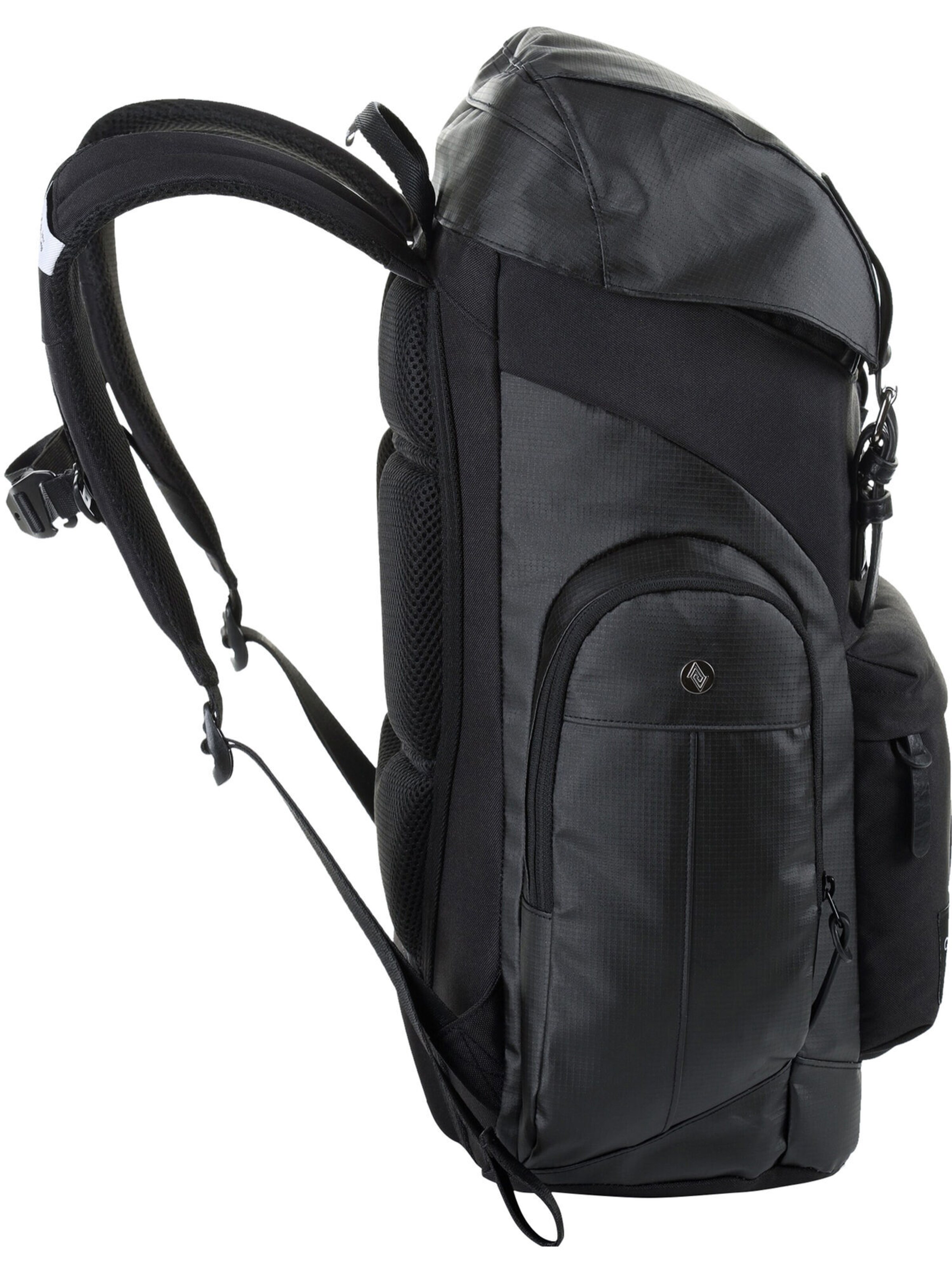 NITRO Backpack in Black