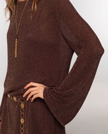 THE-ARE - Vestido en marrón