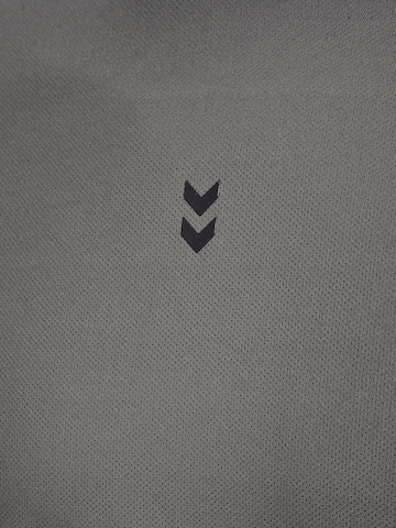 Hummel Funktionsshirt in Grau