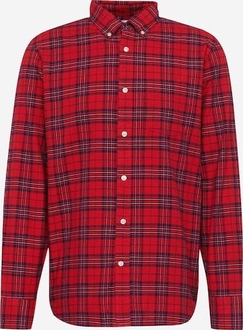 GAP Regular fit Button Up Shirt in Red: front