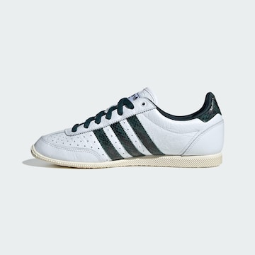 ADIDAS ORIGINALS Nízke tenisky 'Japan' - Biela