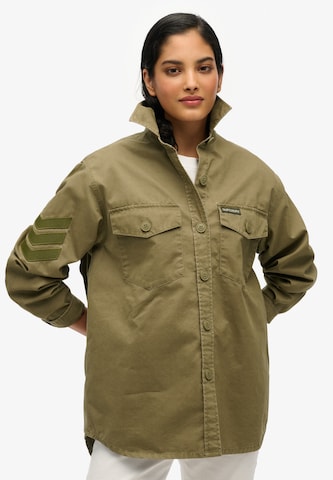 Veste mi-saison Superdry en vert : devant