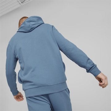 PUMA - Sweatshirt de desporto em azul