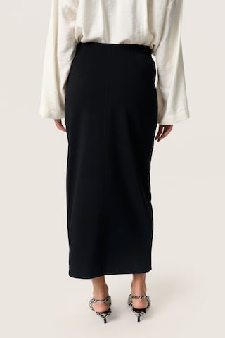 Jupe 'Bea' SOAKED IN LUXURY en noir