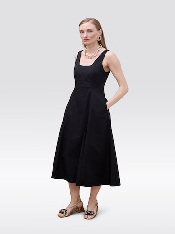 Lola Casademunt Kleid in Schwarz
