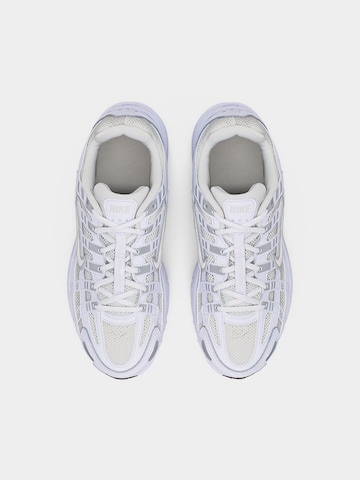 sudrabs Nike Sportswear Brīvā laika apavi 'P-6000'