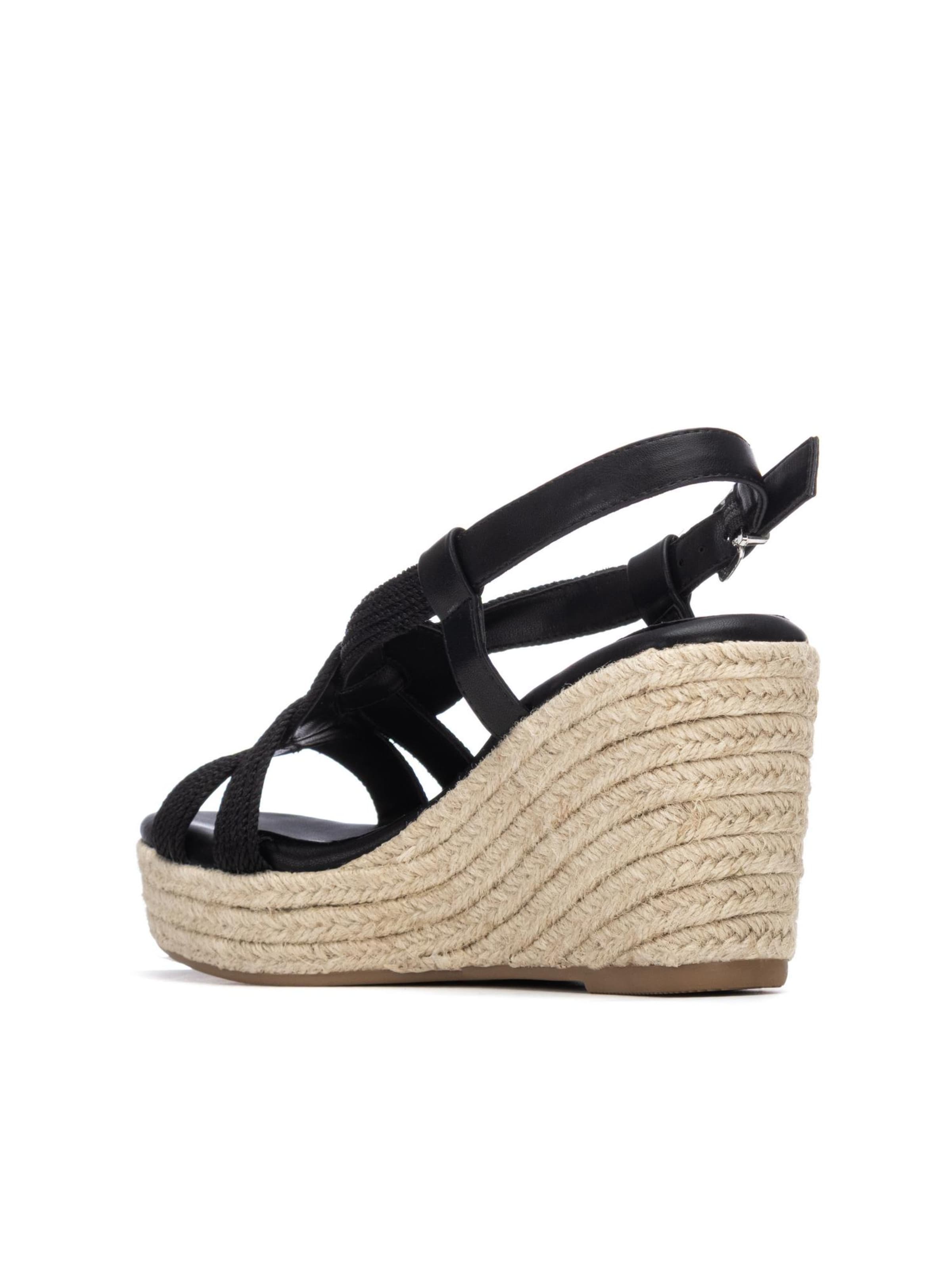 Xti Sandals in Black