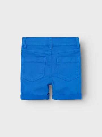 NAME IT Slimfit Spodnie 'Silas Isak' w kolorze niebieski