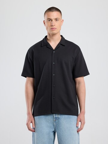 America Today Regular fit Button Up Shirt in Black: front