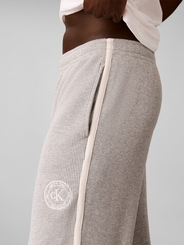 Calvin Klein Loosefit Hose in Grau