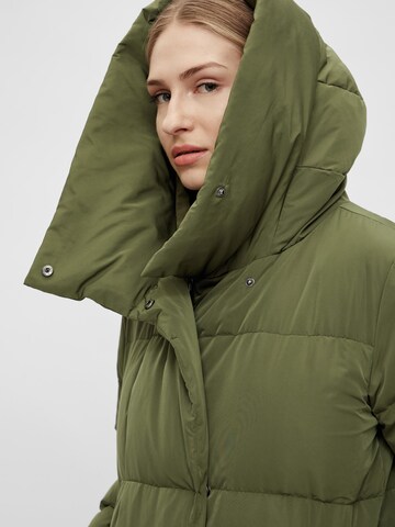 Cappotto invernale 'Louise' di OBJECT in verde