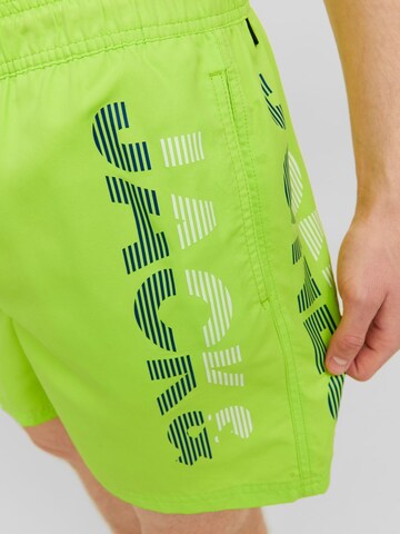 JACK & JONES Kratke kopalne hlače 'Fiji' | zelena barva
