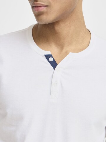 BLEND - Camiseta 'HOLLIE' en blanco