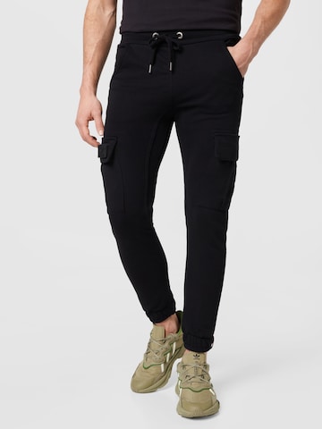 ALPHA INDUSTRIES Tapered Cargo Pants in Black: front