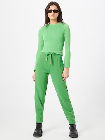 Rich & Royal Tapered Pants in Green