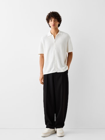 Bershka Regular fit Ing - fehér