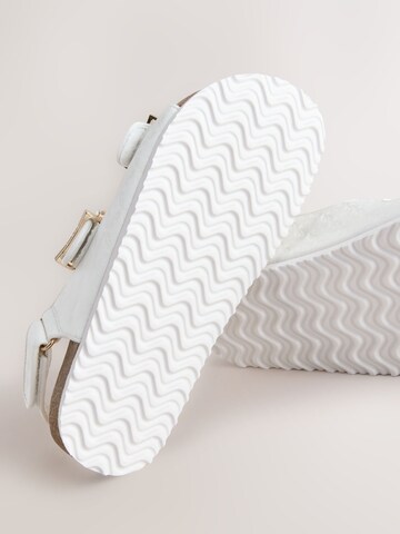 Baker by Ted Baker - Sandália em branco