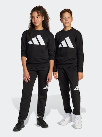 ADIDAS SPORTSWEAR - Fato de treino 'Essentials' em preto: frente