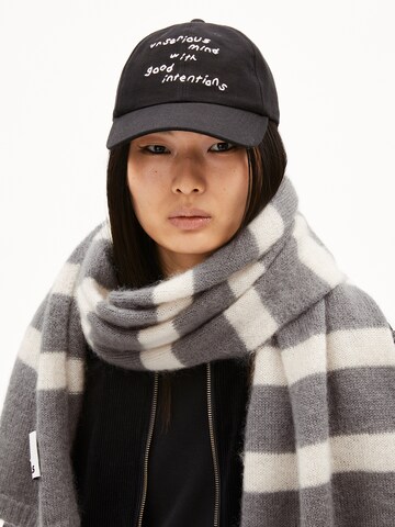 Casquette 'Yenaas Intentions' ARMEDANGELS en noir : devant