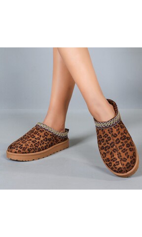 Ital-Design Mules in Brown: front