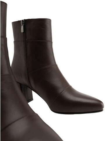 Limoya Stiefel 'Amalia'‌ in Braun