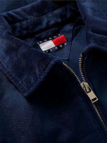 Tommy Jeans Jacke in Blau