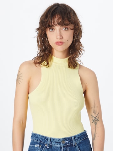 Urban Classics Knitted Top in Yellow: front