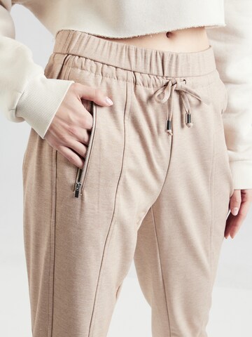 VERO MODA Regular Pants 'VMMelanie' in Beige