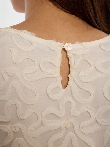 Ana Alcazar Jurk 'Daiva' in Wit