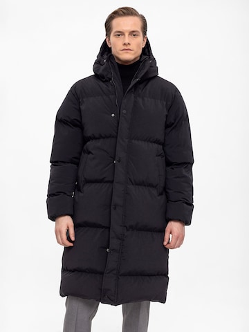 Antioch Winter coat in Black: front