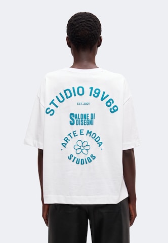 19V69 ITALIA T-Shirt 'Petonia Studio' in Weiß: Vorderseite