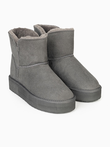 Boots 'CHLOE' di Island Boot in grigio