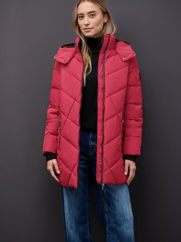 STREET ONE Winter Jacket in Red: front