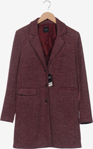 zero Jacket & Coat in XL in Red: front