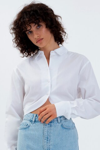 Camicia da donna 'Flick' di Aligne in bianco: frontale