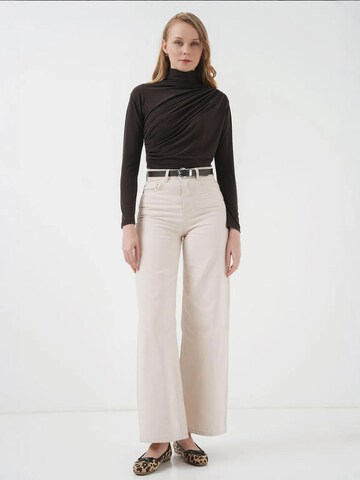 Bigdart Shirt in Bruin