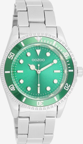 OOZOO Analog Watch in Green: front