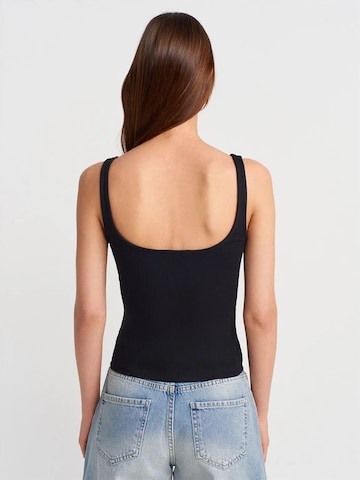 Dilvin Blouse in Black