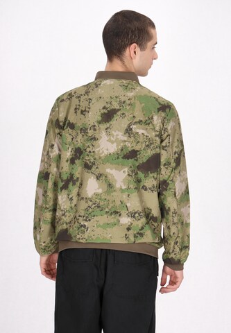 TUFFSKULL Between-Season Jacket in Green