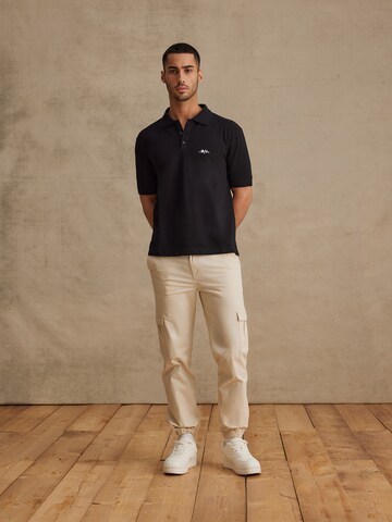 DAN FOX APPAREL Футболка в Черный