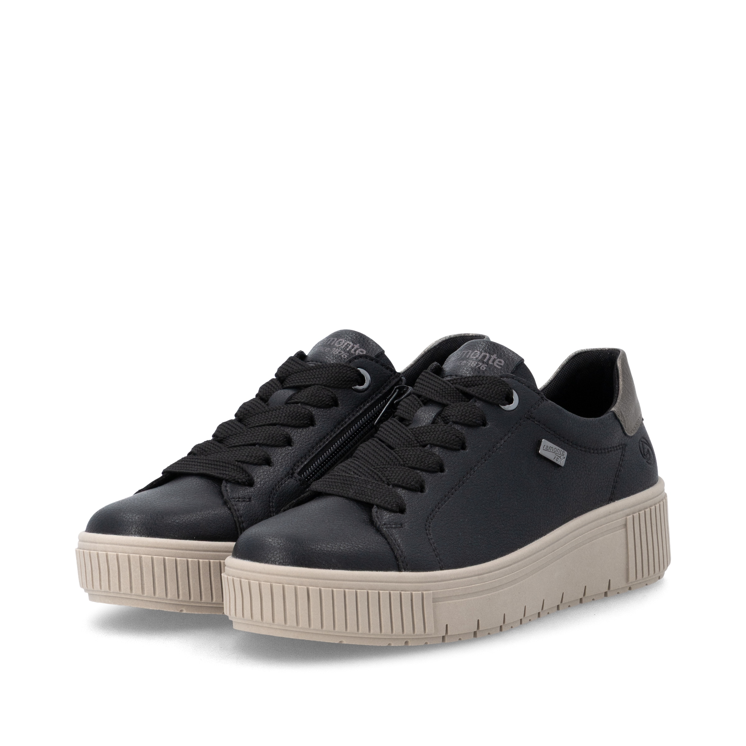 Baskets basses REMONTE en noir