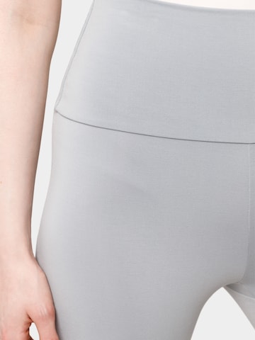 Skinny Pantalon 'Luna' Les Lunes en gris