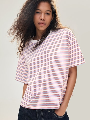 Bershka Тениска в синьо