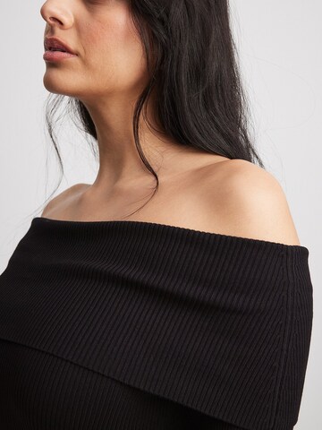 NA-KD Knitted dress in Black